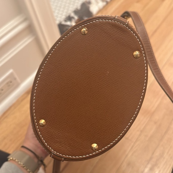 Mark Cross “Madeline” Saffiano leather bucket bag - Picture 6 of 6